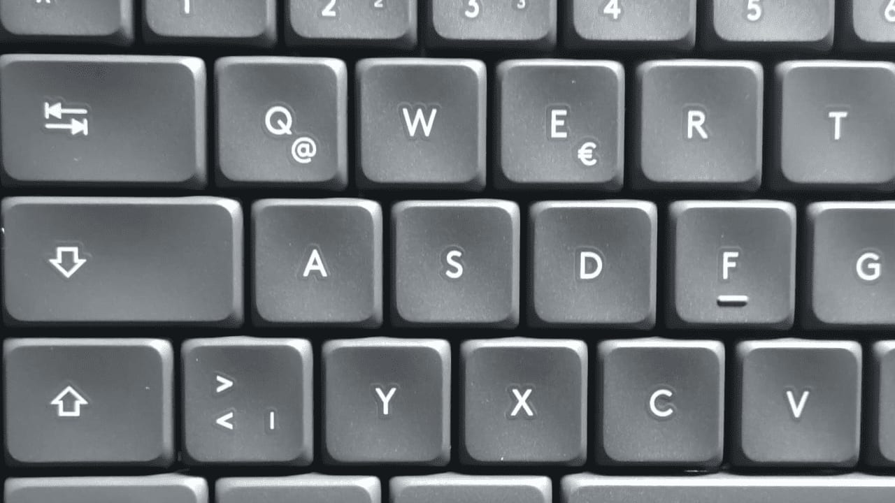 WASD und Pfeiltasten vertauscht WASD und Pfeiltasten vertauscht